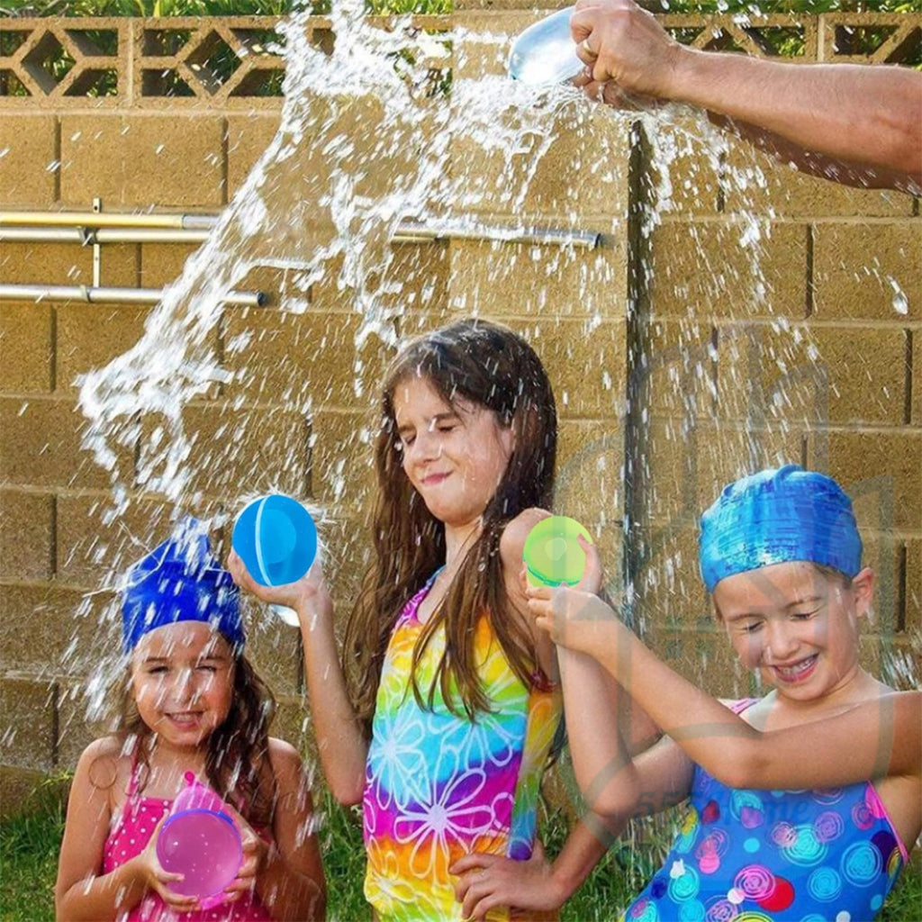 [SG] Magnetic Water Ball / Automatic Self-Sealing Reusable Water Balloon Capsule /Water Bath Swimming Splash Beach Toys